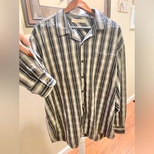 Tommy Bahama long sleeved button down XXL